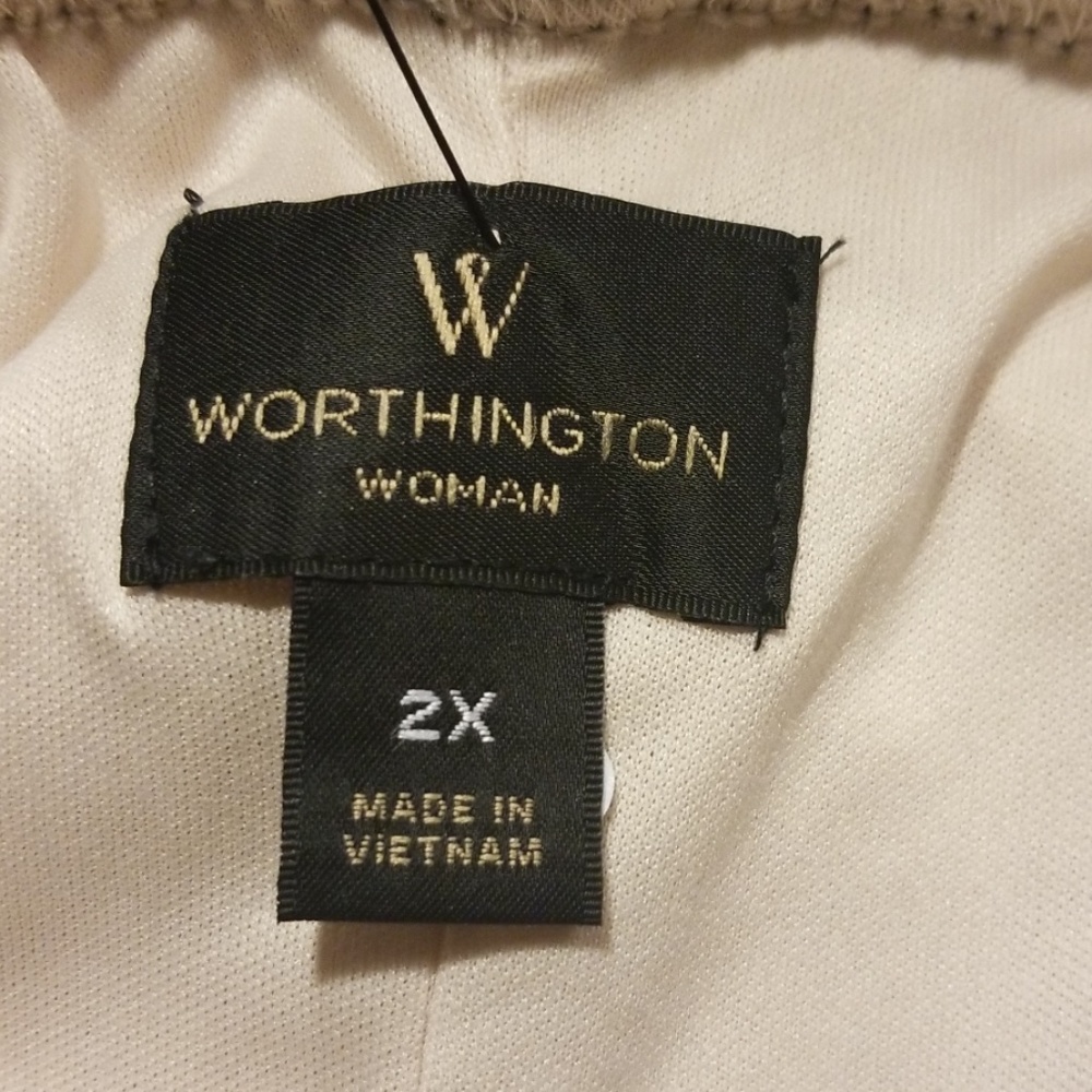 🍃🌺BUYONEGETONE $5 NWT Sequins Gol Skirt🌺🍃 - Picture 6 of 8